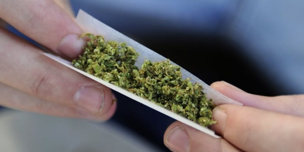 How can i make a Buy weed online Canada?